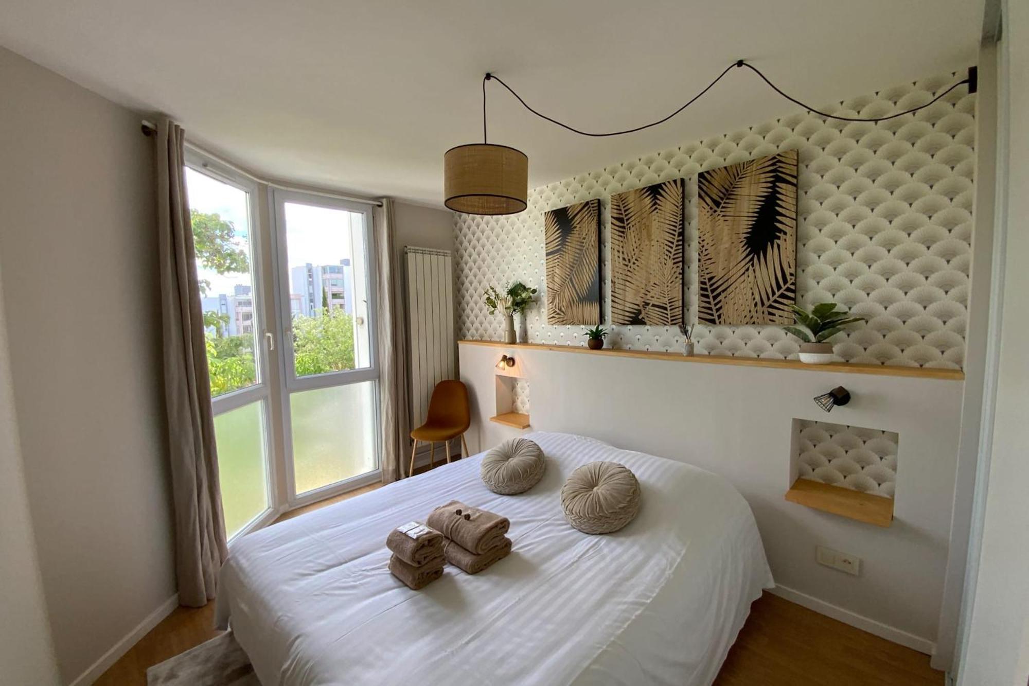 Aesthetics - 2 Bedrooms And Secure Parking! モンペリエ エクステリア 写真